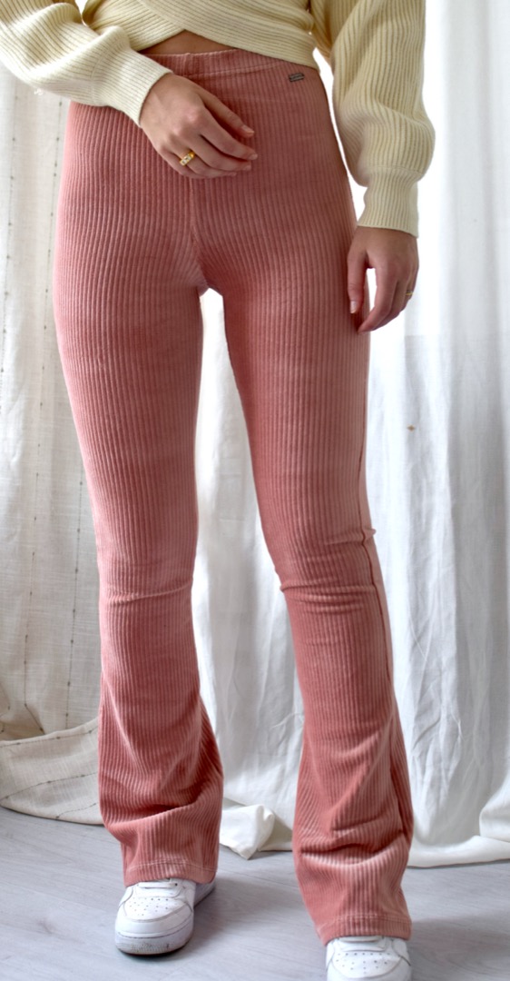 OUT STOCK - Flared rib broek roze - Broeken - Noor Amsterdam