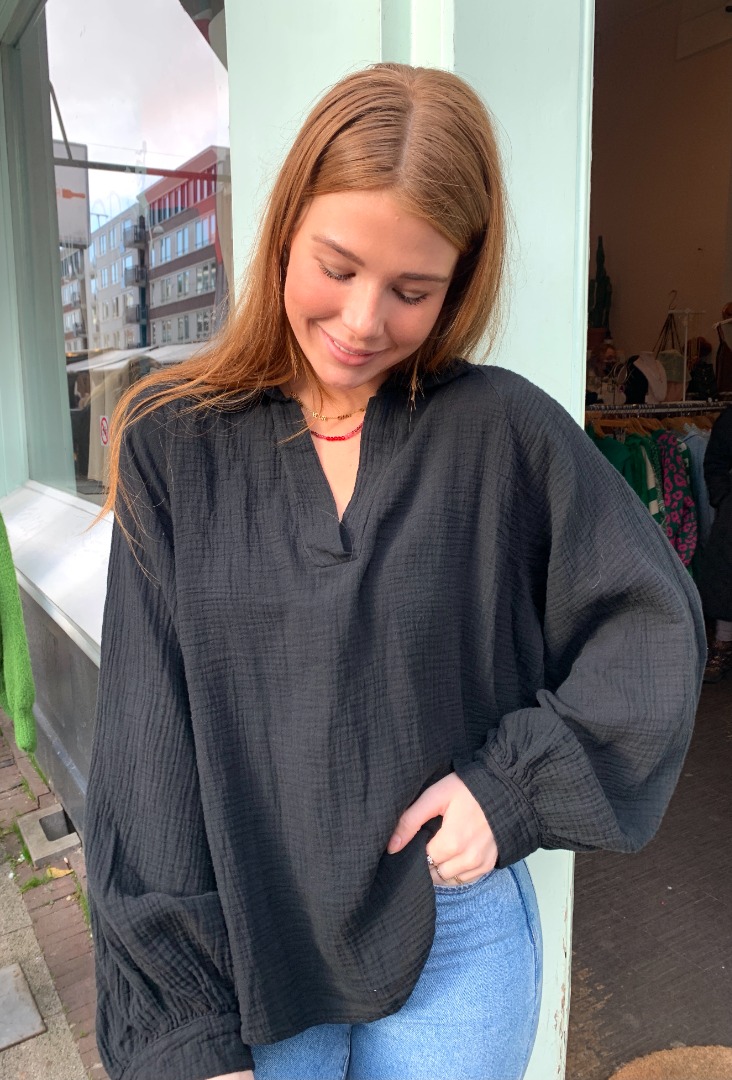 regenval Susteen Samenstelling Out of stock - Oversized bloesje van 100% katoen zwart - Blouses - Noor  Amsterdam